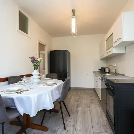 Apartment Jadro One Bedroom *